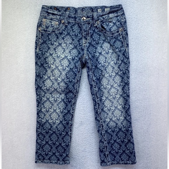 MISS ME Bling Blue Fleur de Lis Print Cuffed Capri Jeans JP5842P2 NWOT - Picture 5 of 15